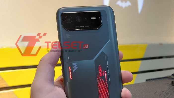 Hands On Asus ROG Phone 6 Batman Editon