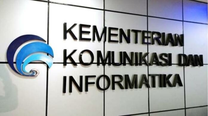 Kominfo Video TikTok Nenek Mandi Lumpur