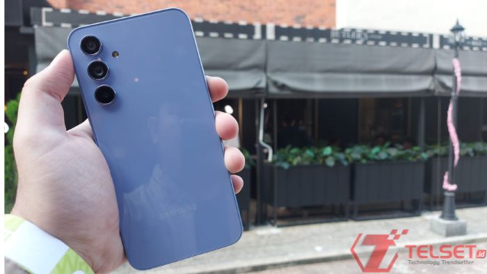 Hands-On Samsung Galaxy A54 5G spesifikasi harga