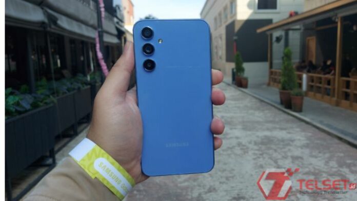 Hands-On Samsung Galaxy A54 5G spesifikasi harga