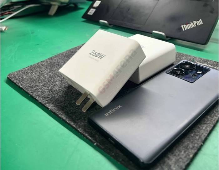 Infinix Fast Charging 260W