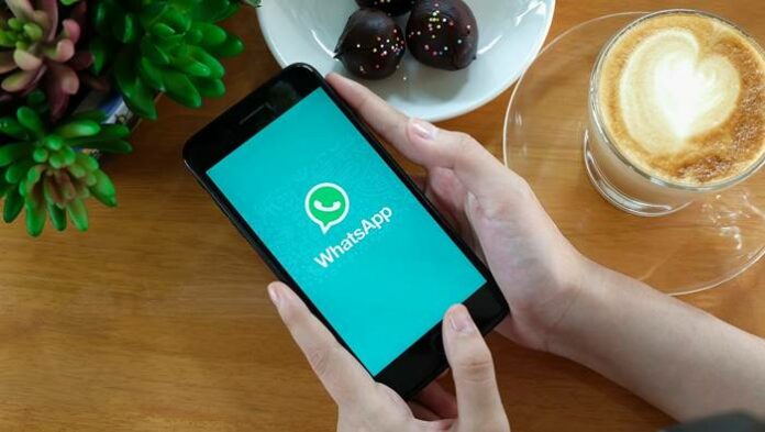 WhatsApp Status Facebook