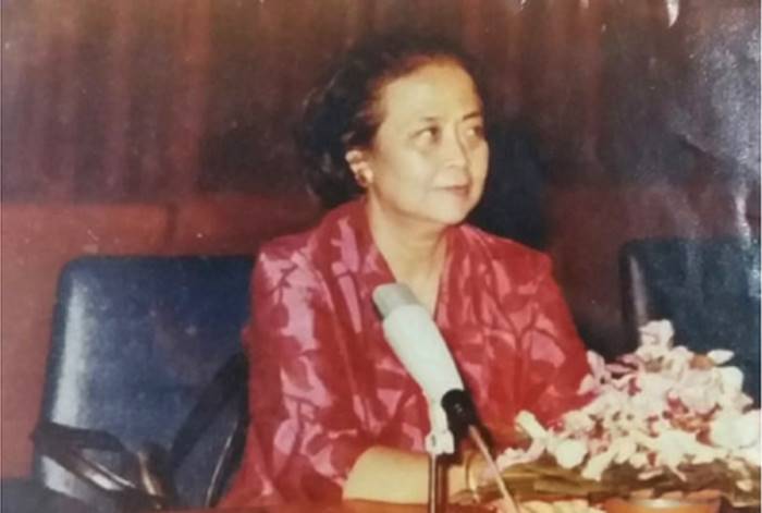 Prof Dr Sulianti Saroso
