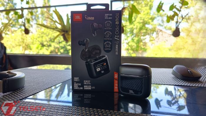 JBL Tour Pro 2 TWS 