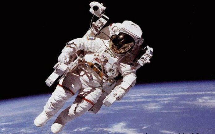 Astronot Mars ISS