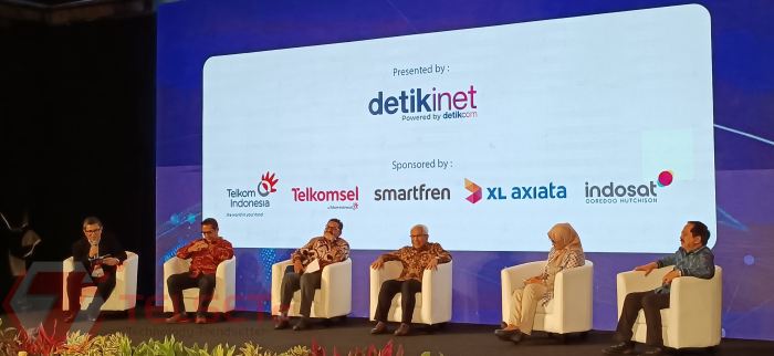 XL Axiata Elon musk