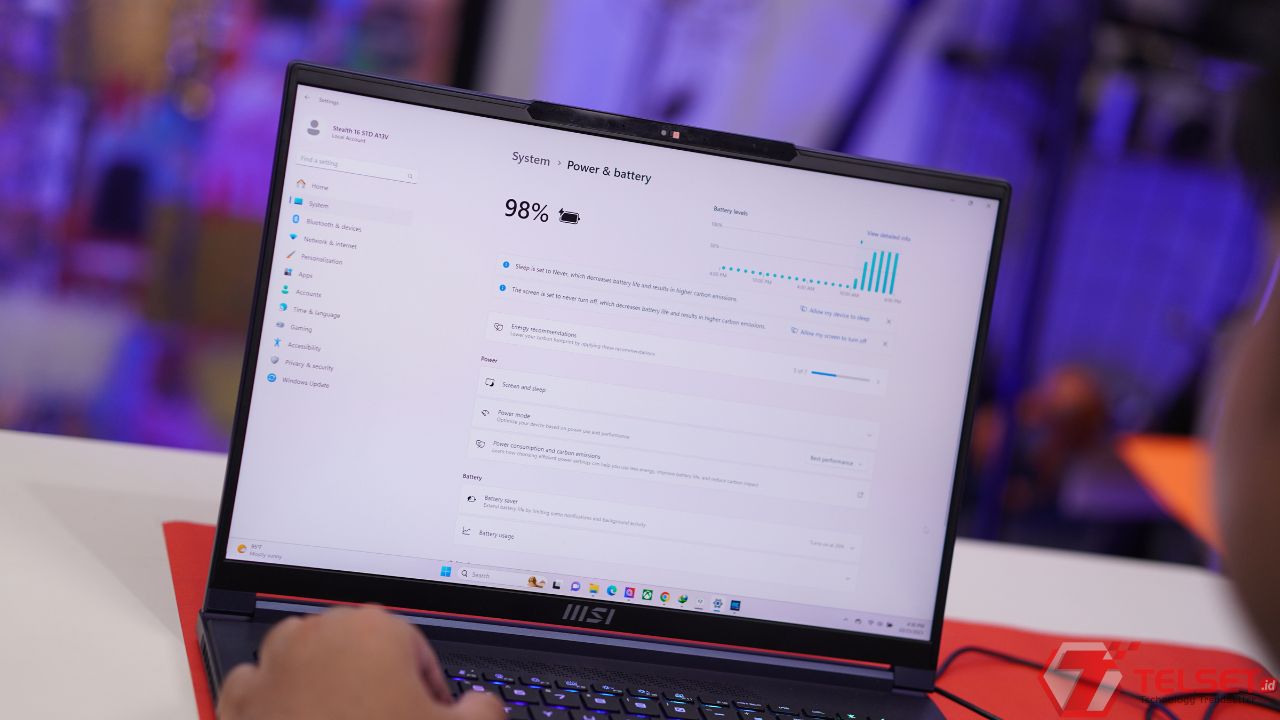 Review MSI Stealth 16 Studio 16 A13V