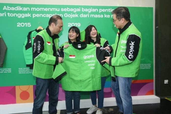 Jaket Baru Mitra Driver Gojek Jaket Baru Mitra Driver Gojek GoTo