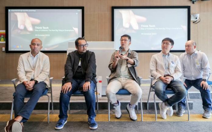 Beli Smartphone HP Layar Lipat Indonesia