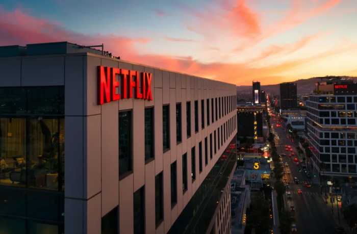 Toko Retail Netflix House