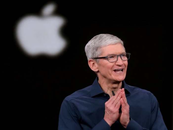 CEO Apple Tim Cook Pensiun