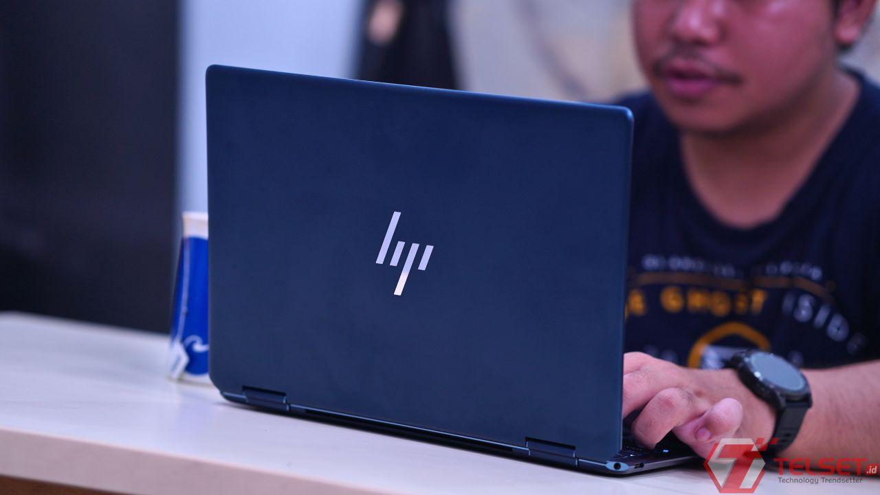Review HP Spectre X360 14 ef-2000TU