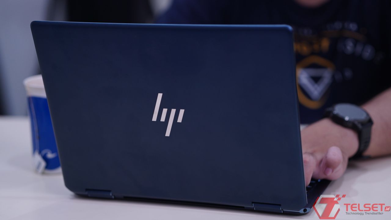 Review HP Spectre X360 14 ef-2000TU