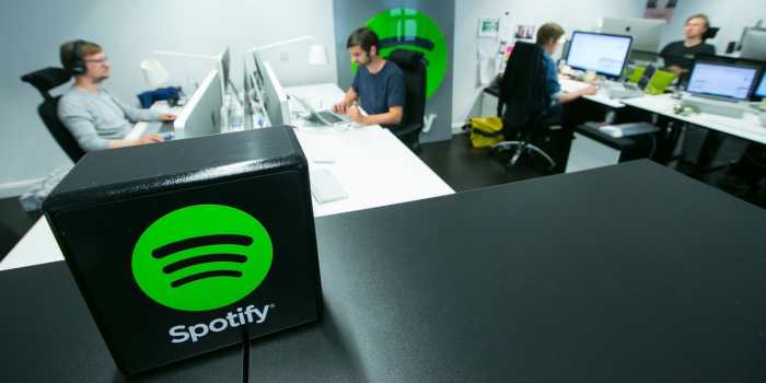 Spotify PHK Karyawan