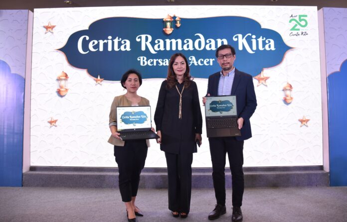 (Kiri-Kanan) Theresia Hanydawati, Head of Consumer Product Acer Indonesia; Leny Ng, COO Acer Indonesia; Riko Gunawan, Head of Commercial Product and Solution Acer Indonesia
