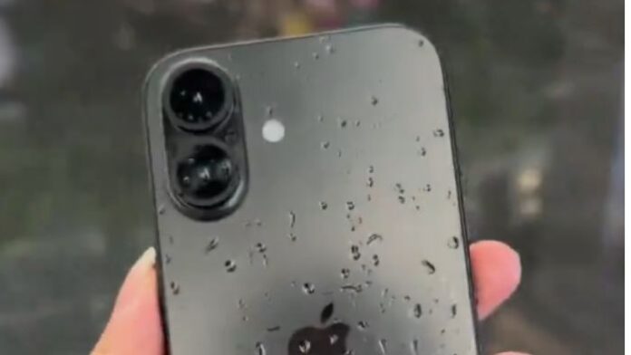 Desain tanpa judul - 2024-08-30T103853.024 Tampilan Asli iPhone 16