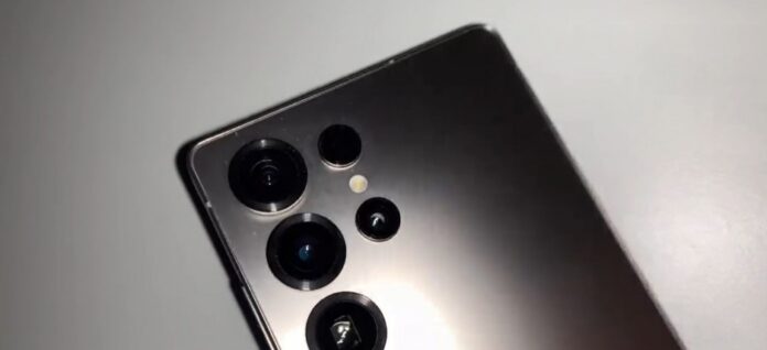 1732601675_gsmarena_002.jpg Video hands-on Samsung Galaxy S25 Ultra