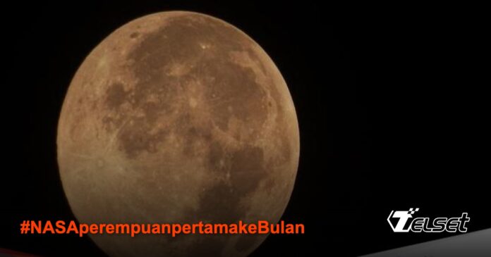NASA Siapkan Perempuan Pertama ke Bulan, Misi Artemis Terus Diperbarui Astronaut perempuan NASA bersiap untuk misi pendaratan di Bulan dalam program Artemis