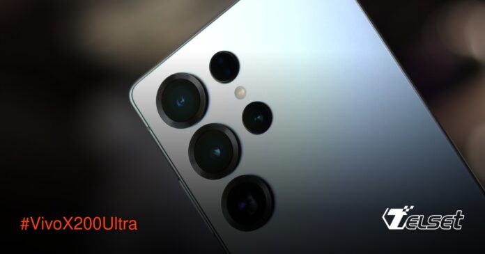 Vivo X200 Ultra dengan Photographer Kit yang menempel pada bodi belakang smartphone