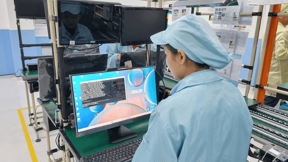 Content image for article: Asus ExpertCenter EG3408WVA: All-in-One Buatan Batam untuk Pemerintah