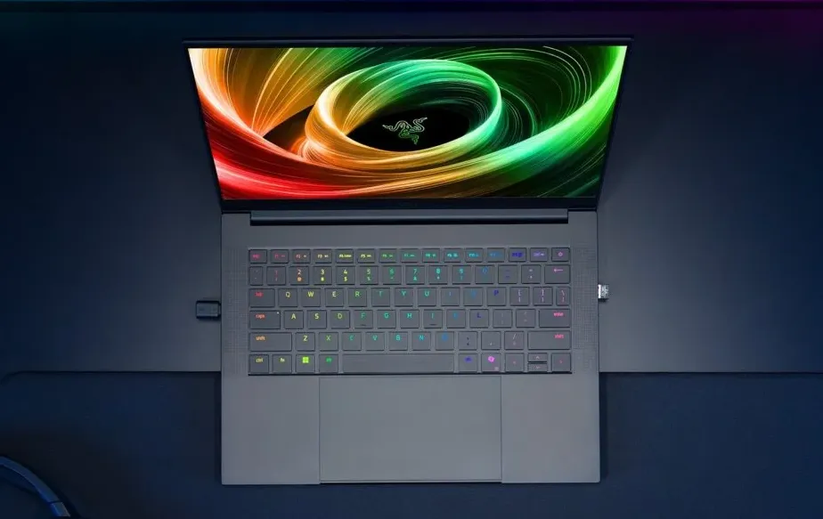 Razer Blade 14 2025