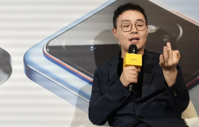 image-1748694892005-3717.webp VP & CMO Realme, Chase Xu di peluncuran Realme GT 7 di Paris, Perancis, Selasa (27/5/2025).