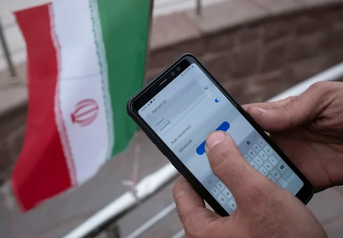 Iran Batasi Internet 80%, Warga Kesulitan Akses WhatsApp dan Layanan Asing Iran Batasi Internet 80%, Warga Kesulitan Akses WhatsApp dan Layanan Asing