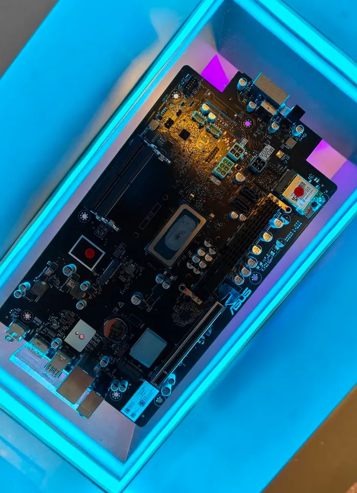 Asus Desktop ExpertCenter P500MV