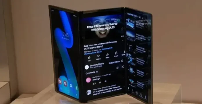 image-1751169384590-5656.webp Ilustrasi konsep ponsel lipat tiga layar (tri-fold) Samsung dengan rangka titanium