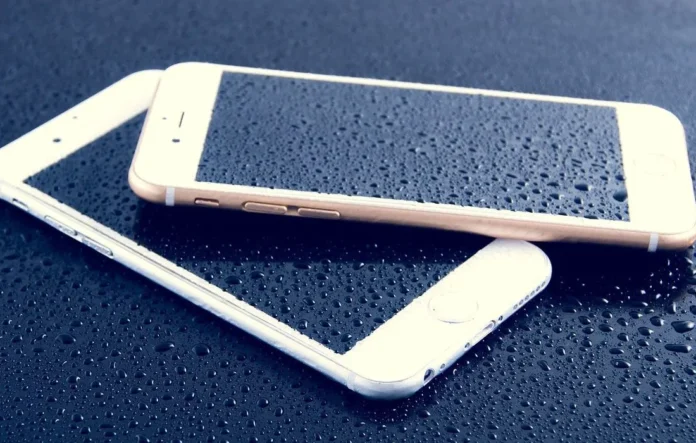 Cara mengatasi HP kemasukan air