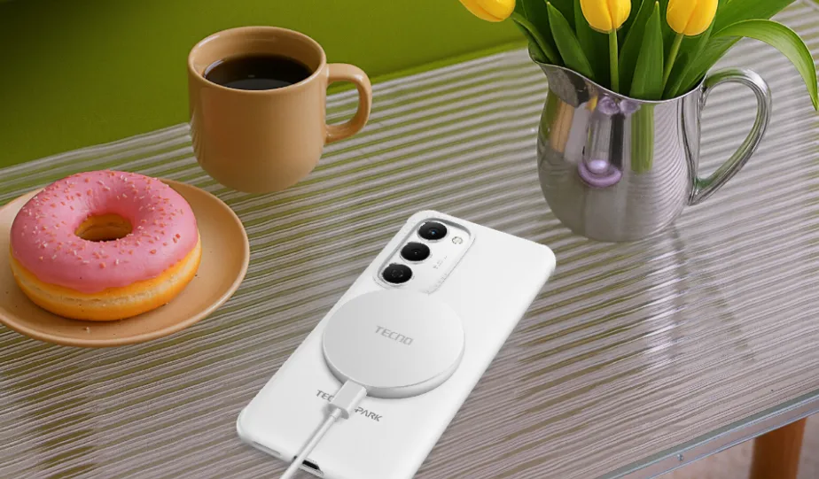 Layar AMOLED TECNO SPARK 40 Series dengan refresh rate 144Hz