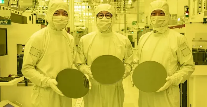 Ilustrasi pabrik semikonduktor Samsung Foundry dengan teknologi canggih