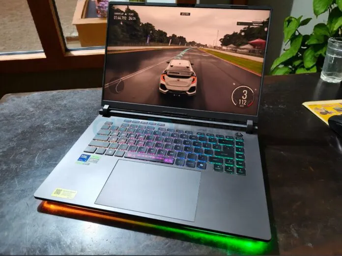 Asus ROG Strix G16 (2025)