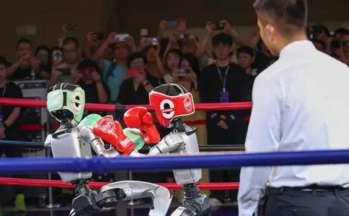 image-1757915918149-9679.webp Pemandangan spektakuler drone terbang dalam formasi di malam hari selama World Smart Industry Expo 2025 di Chongqing