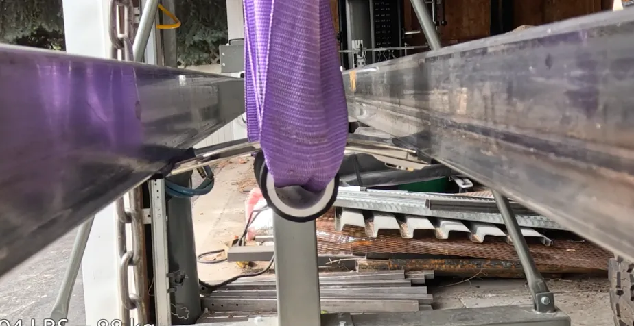 Perbandingan ketebalan iPhone Air dengan smartphone lainnya