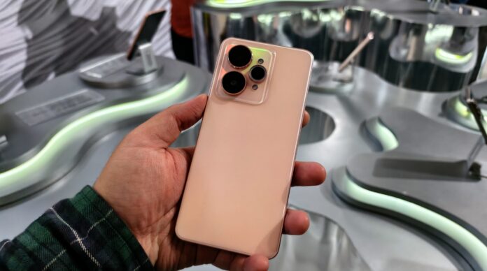 5 Fitur Unggulan Realme 15 5G yang Bikin Fotografi Malam Makin Memukau