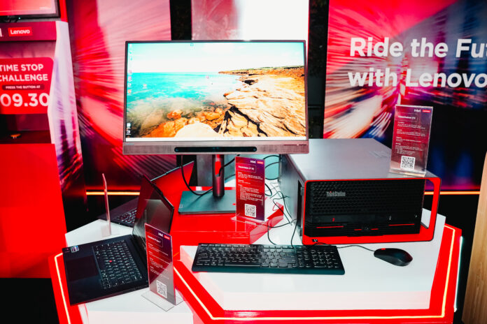 Lenovo dan Ducati: Sinergi Teknologi di Balik Juara MotoGP Lenovo dan Ducati: Sinergi Teknologi di Balik Juara MotoGP