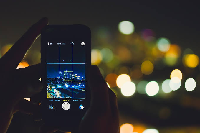 Tips Fotografi Smartphone: Cara Ambil Foto Profesional Pakai HP