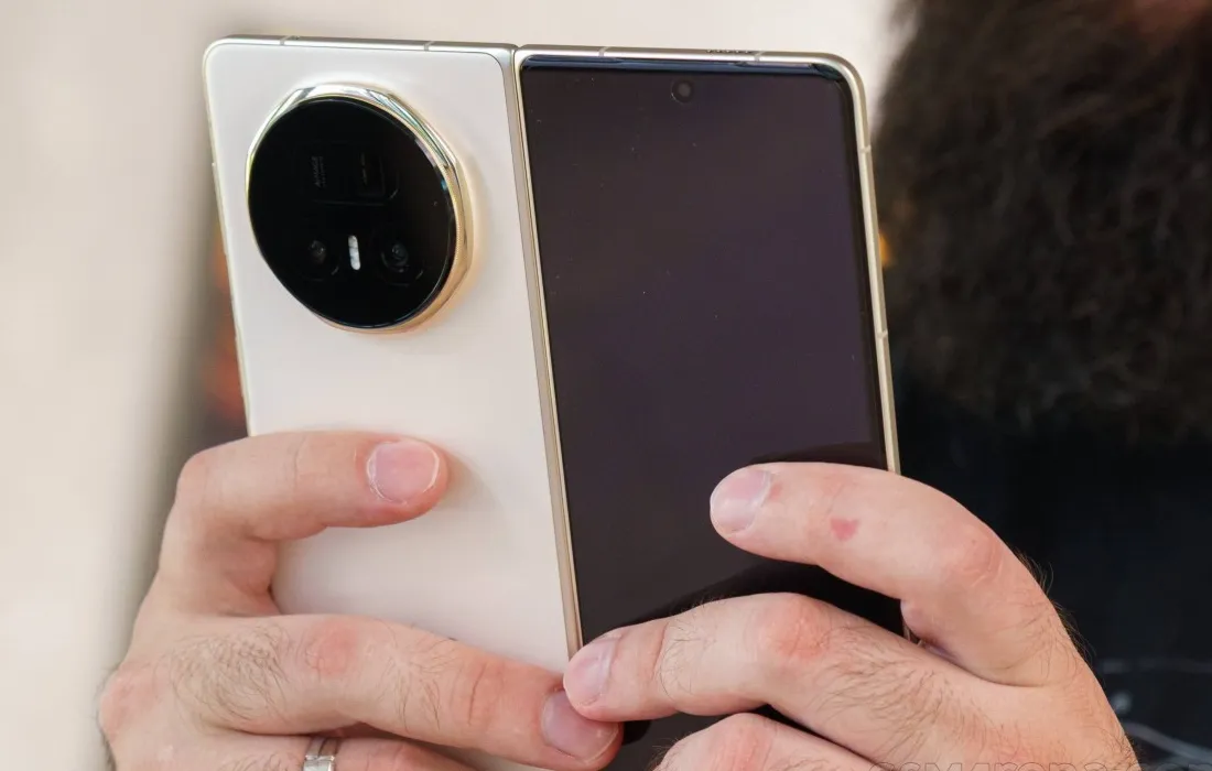 Camera vs foldable flagship: you can’t have both