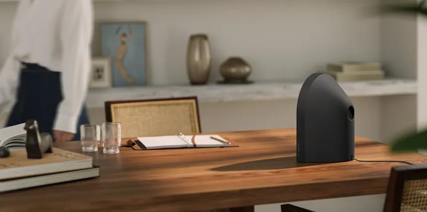 The Samsung Music Studio 5 speaker in black